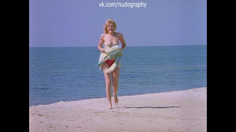 Александра захарова голая в фильме "серые волки" (1993, игорь гостев)