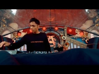 Bassjackers vs breathe carolina & apek – the fever