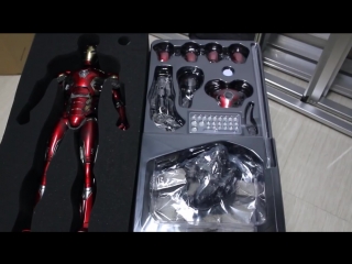 [unboxing] avengers aou 1 4th scale mark xlv collectible figure by hot toys