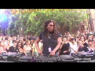 Boiler room honey dijon dj set @ sugar mountain