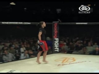 3 gina carano vs elaina maxwell strikeforce triple threat