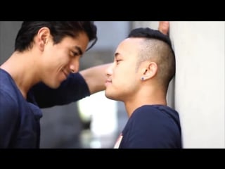 Tintin v next to me music video