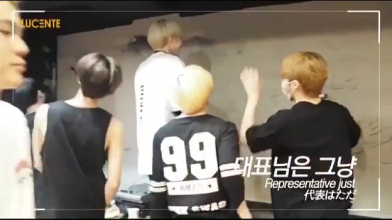 루첸트 삼성동 안무실 인테리어전~~벽에 싸인하던 모습~~ #루첸트#lucente#kpop#lucente