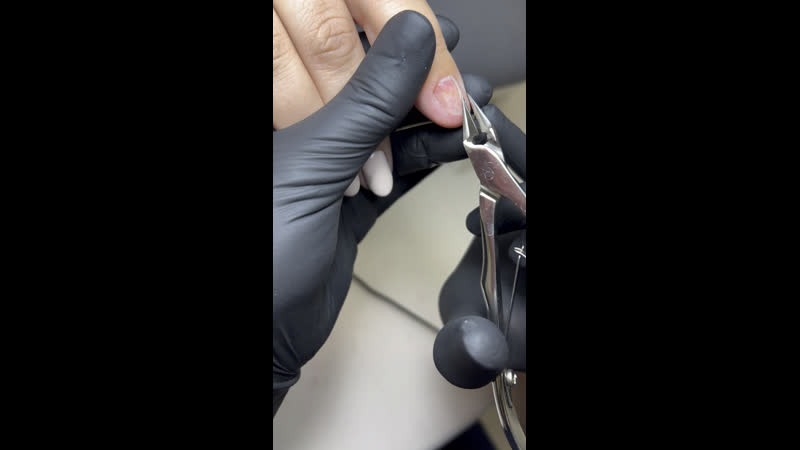 Процесс обработки ногтя