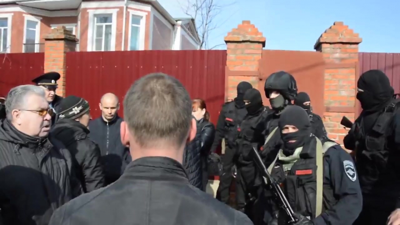 Биробиджан стычка с росгвардией собр стычки рабочих с полицией и собром в бироби