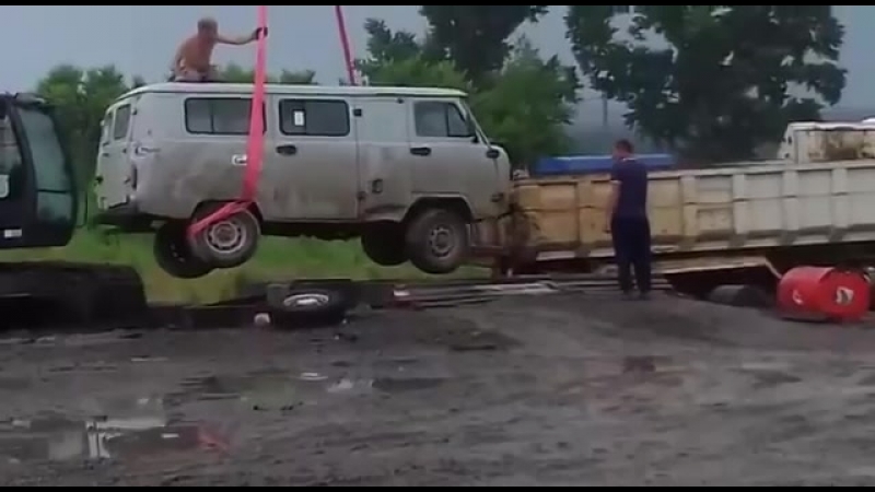 Стропальщик и экскаваторщик от бога