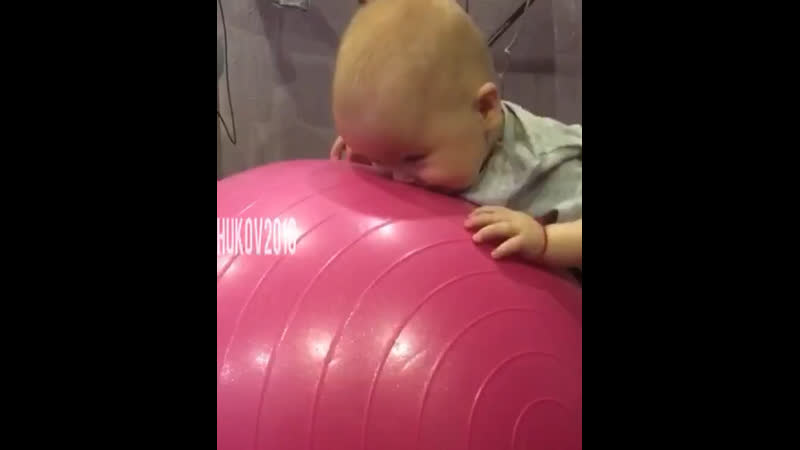 Гимнастика с мишей