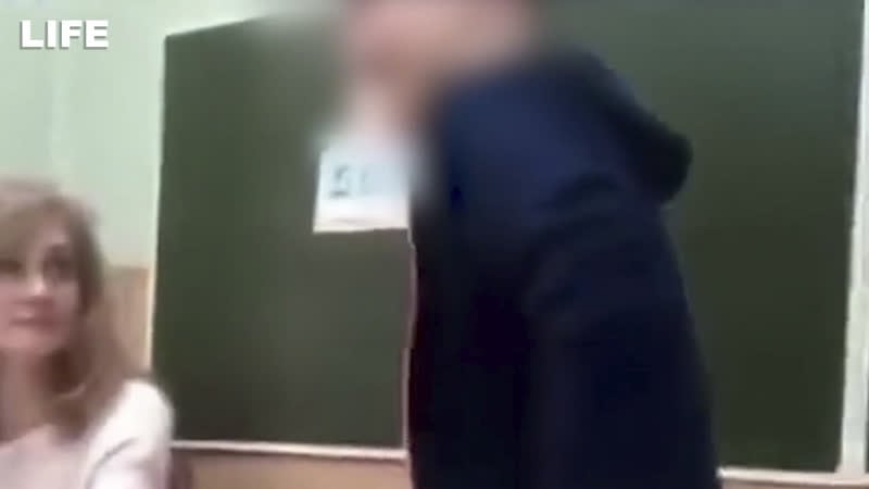 Третьеклассник обматерил учительницу и пообещал её молодые