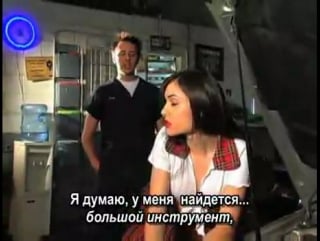 Директор колледжа дрючит белокурую студентку на столе