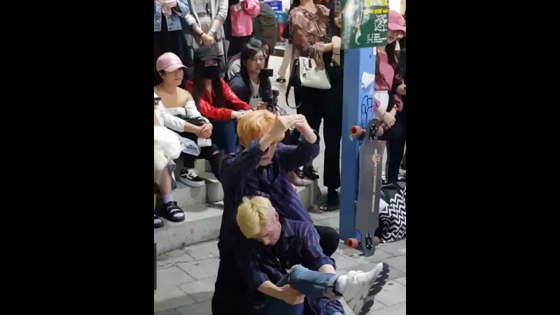110518 seungho &amp; leo hyuna red