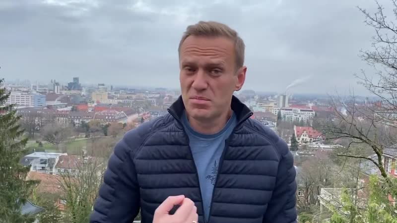 Навальный объявил, что вернется в россию