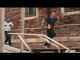 Chasing love in venice | freerunning with pasha the boss