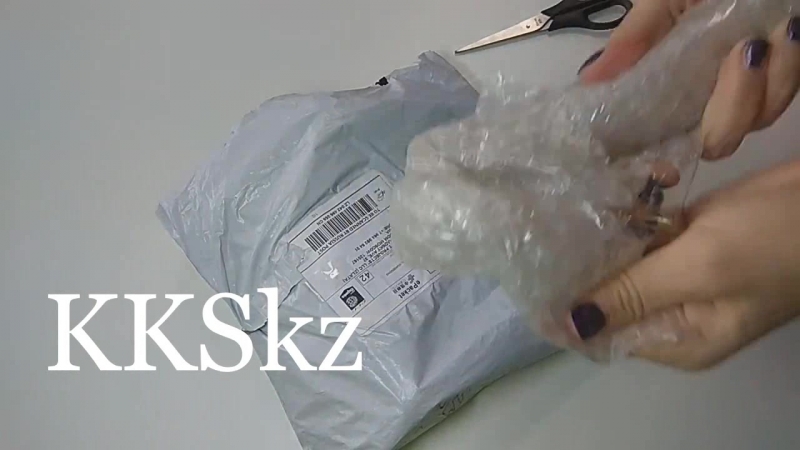 Линза (жеткен тауарды ашу)