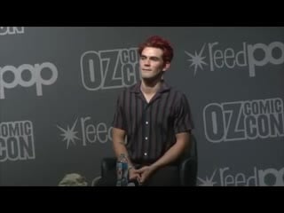 Oz comic cone 2019 kj apa talking about barchie