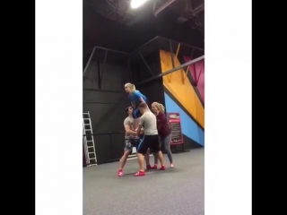 Тренирои projump чирлидинг