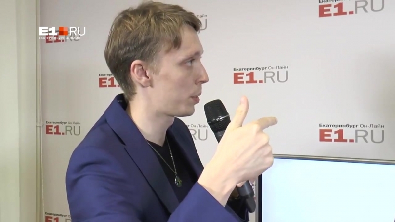 Эстрадный гипнотизёр решил загипнотизировать журналистов e1