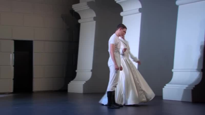 Matthew bourne΄s swan lake, 2012 p i tchaikovsky richard winsor, dominic north