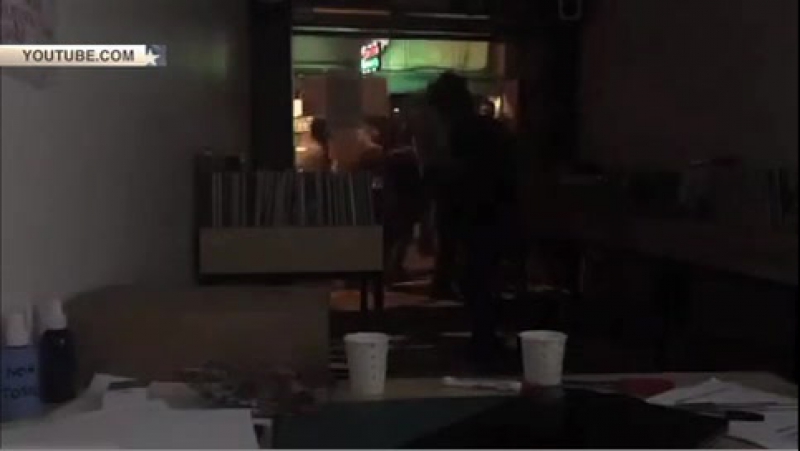 Исламисты напали на магазин во время презентации альбома radiohead в стамбуле