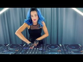 Juicy m 4 cdjs mix 2019