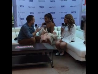 Интервью арианы с «kramer & geena» на «channel 93 3 summer kick off concert»