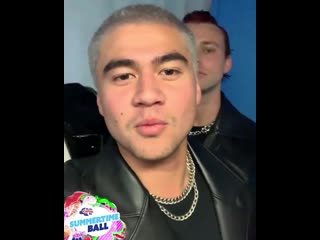 What song do you think @5sos will open their capitalstb performance with! you can watch th