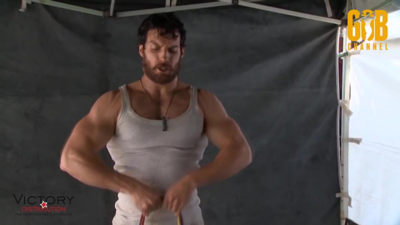 Генри кавилл тренирои к роли супермена