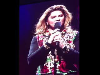 Keep memory alive's power of love gala вступление перед речью shania twain