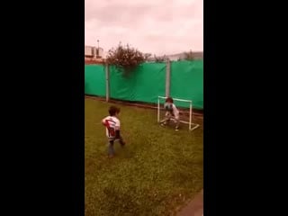 Будущий член сборной)))