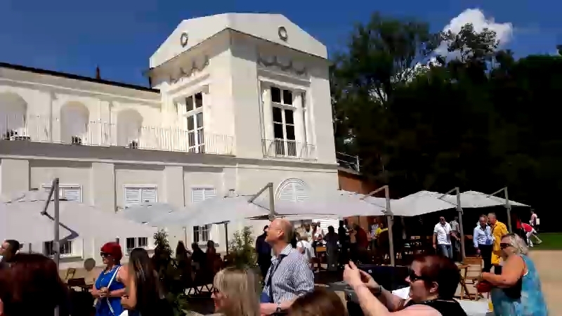 Президент компании essens михал ковар