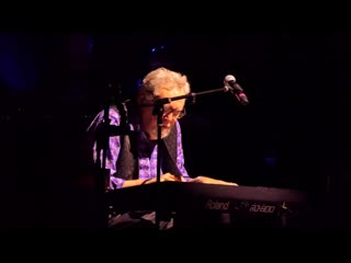 Reese wynans crossfire