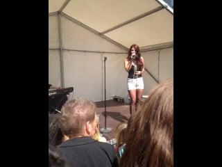 Molly sandén unchained