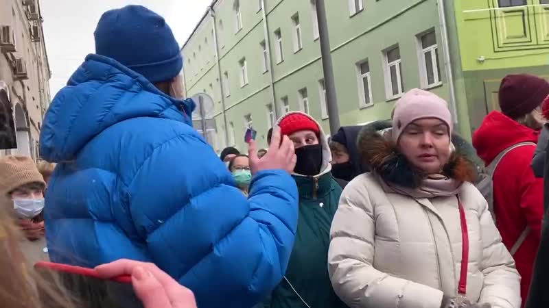 Толпы porn video – Организаторы толпы