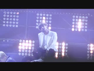 4k cam 181106 mga 방탄소년단 bts save me + im fine #태형 뷔 v focus 직캠 (2)