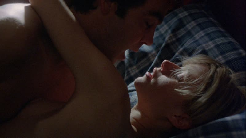 Гвинет пэлтроу (gwyneth paltrow hot scenes in "sliding doors" 1998)