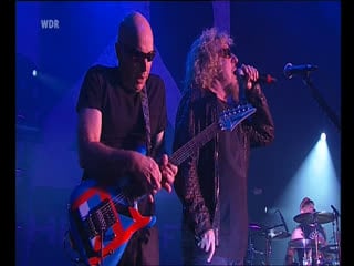 Chickenfoot rockpalast live at dusseldorf mitsubishi electric halle