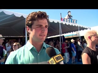 Beau mirchoff, candice patton, vanessa ray and skylar astin at the teen choice awards