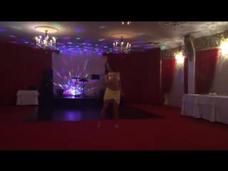 Yulia redkous dancing ama barawa song music cd of soraia zaied opening party 23893