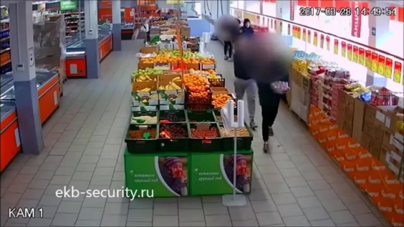 Ауе в российских школах молодые воруют в магазинах чай и кофе, чтобы передать в общак на зону