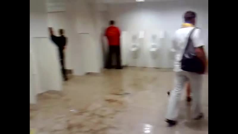 Харьков стадион металлист реально общий туалет