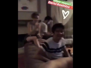 Darisi başimiza >> set