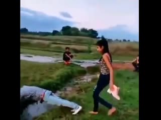 Она прошла, как каравелла (vhs video)