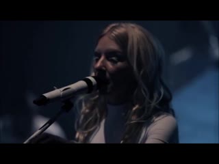 Iamamiwhoami fountain live concert in blue