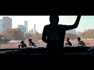 Lay sheep (alan walker relift) live at lollapalooza 2018