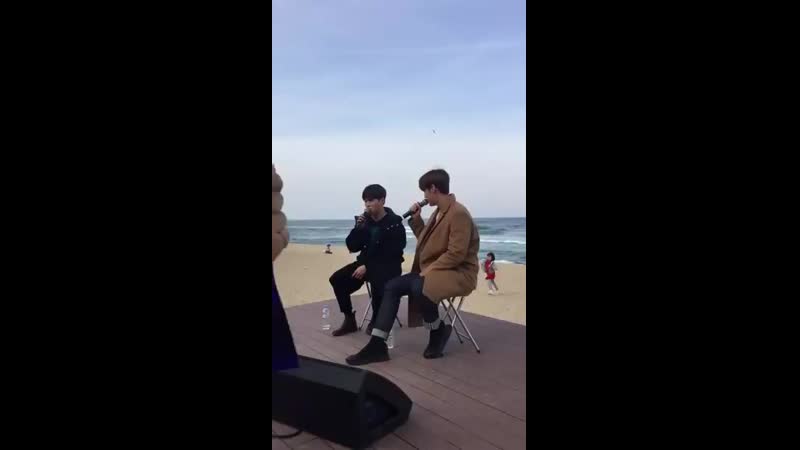 Talked porn video – The way yuvin talked to the porn who passed by in a very cute way and he even copied how the girl held her jacket
