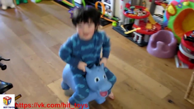 Резиновая игрушка прыгун от 18 года