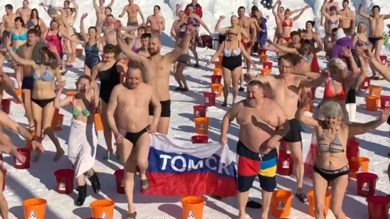 Томичи в 15 обливались ледяной водой