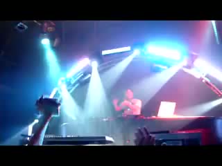 Andy duguid featuring leah wasted