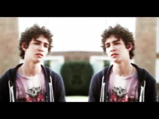 ❝ misfits ; nathan young ; alisha daniels ; vine edit ❞