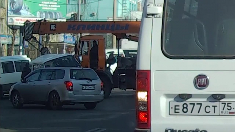 Дтп чкалова автокран чита