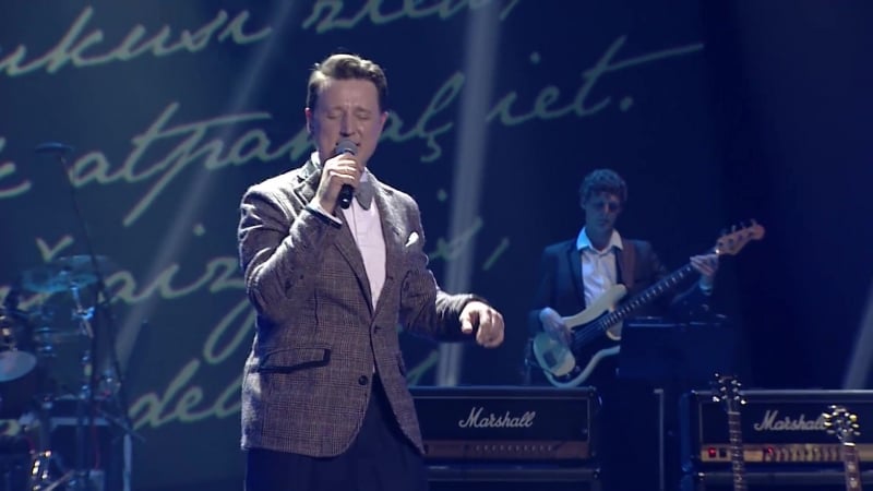 Normunds rutulis par to raudāja māte